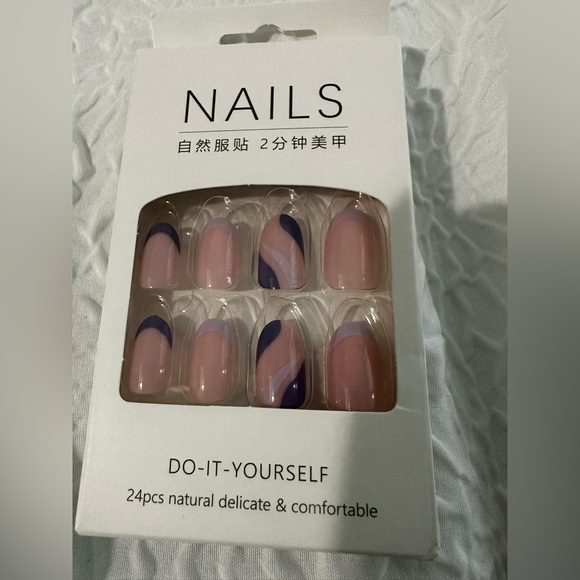 Nails 24pcs/Box Detachable Almond False Nails Short Wearable French Nails - Picture 2 of 2